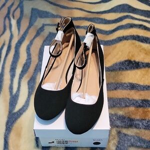 Dream Pairs Black Ankle Strap Heels